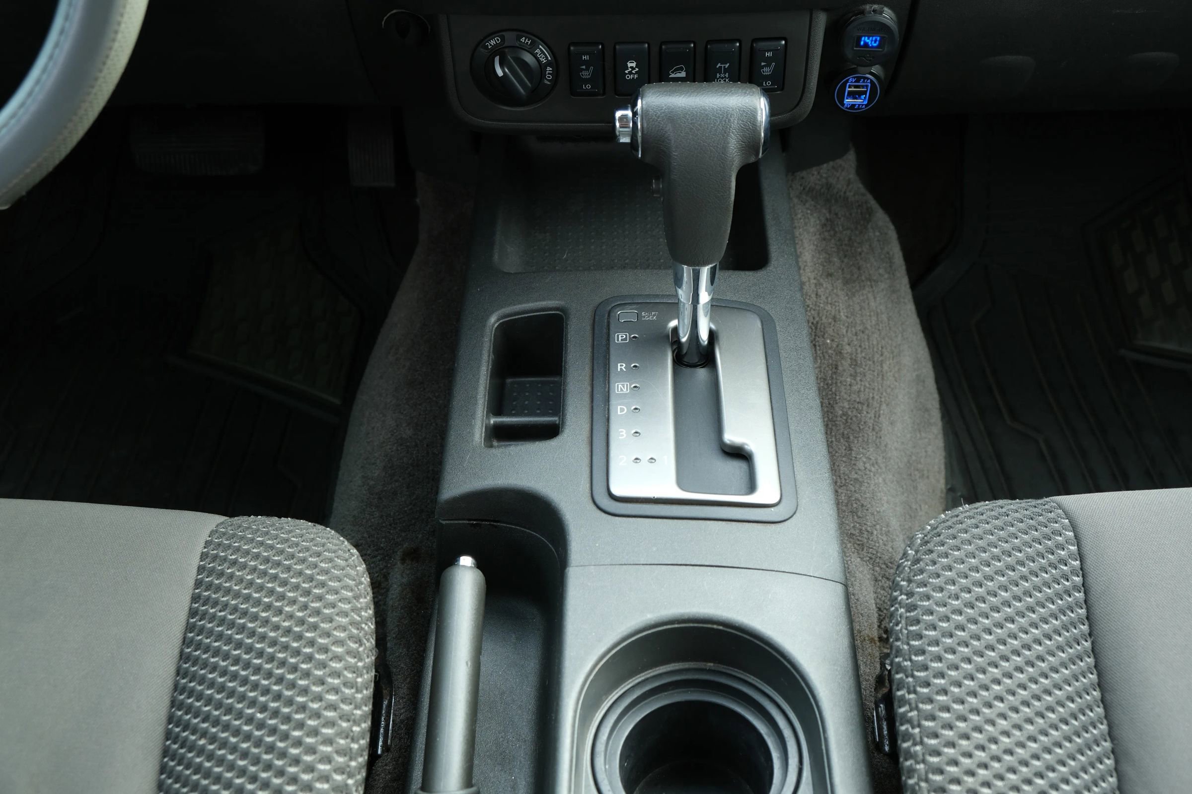 Used 2015 Nissan Xterra PRO-4X image 24