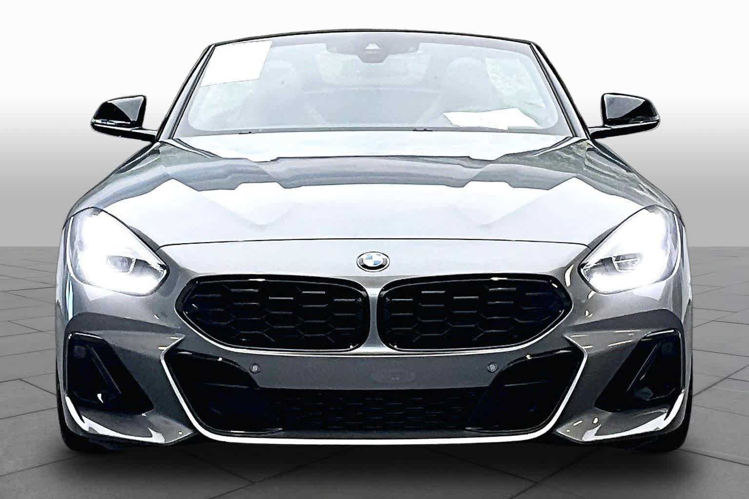 Used 2026 BMW Z4 M40i RWD image 4