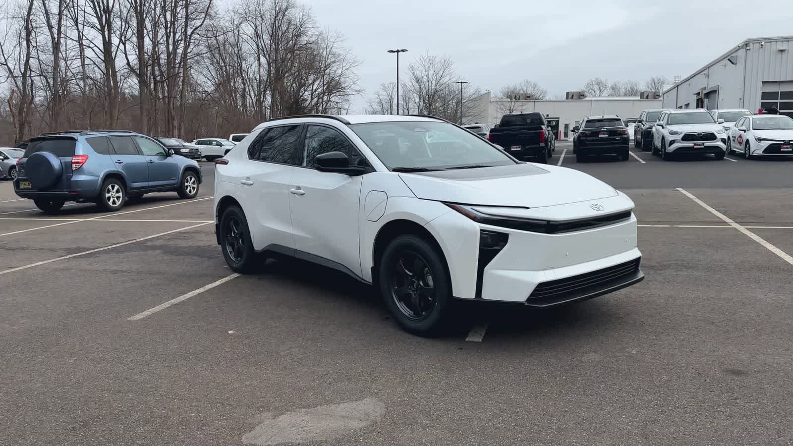 Used 2026 Toyota bZ AWD/4WD video 2