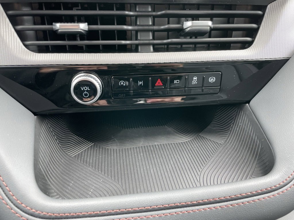 New 2026 Ford Explorer Active image 13