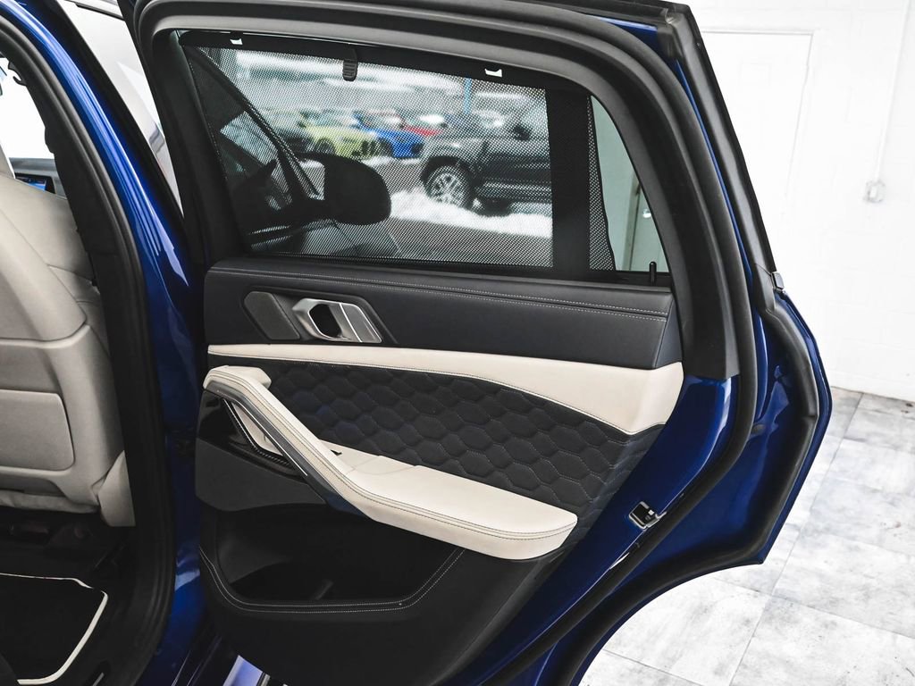 Used 2021 BMW X6 M w/ Competition Package image 16