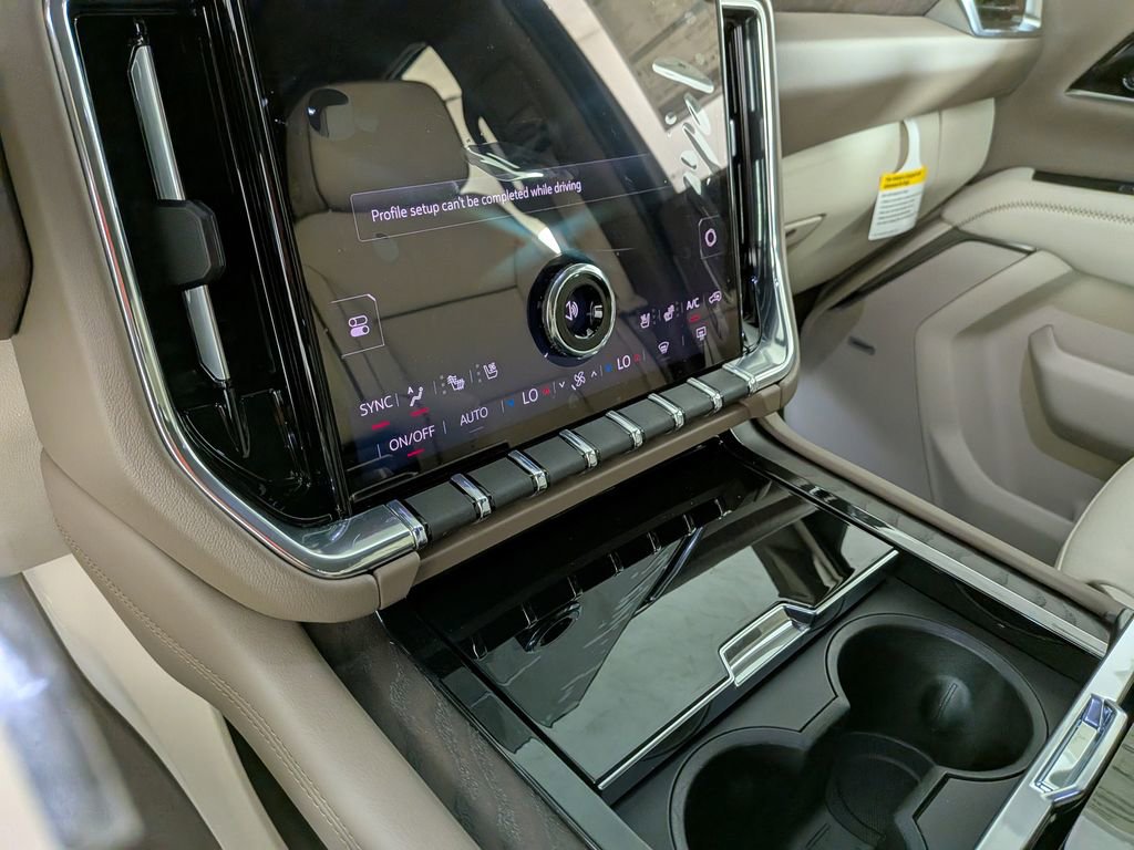 New 2026 GMC Yukon Denali AWD/4WD image 25