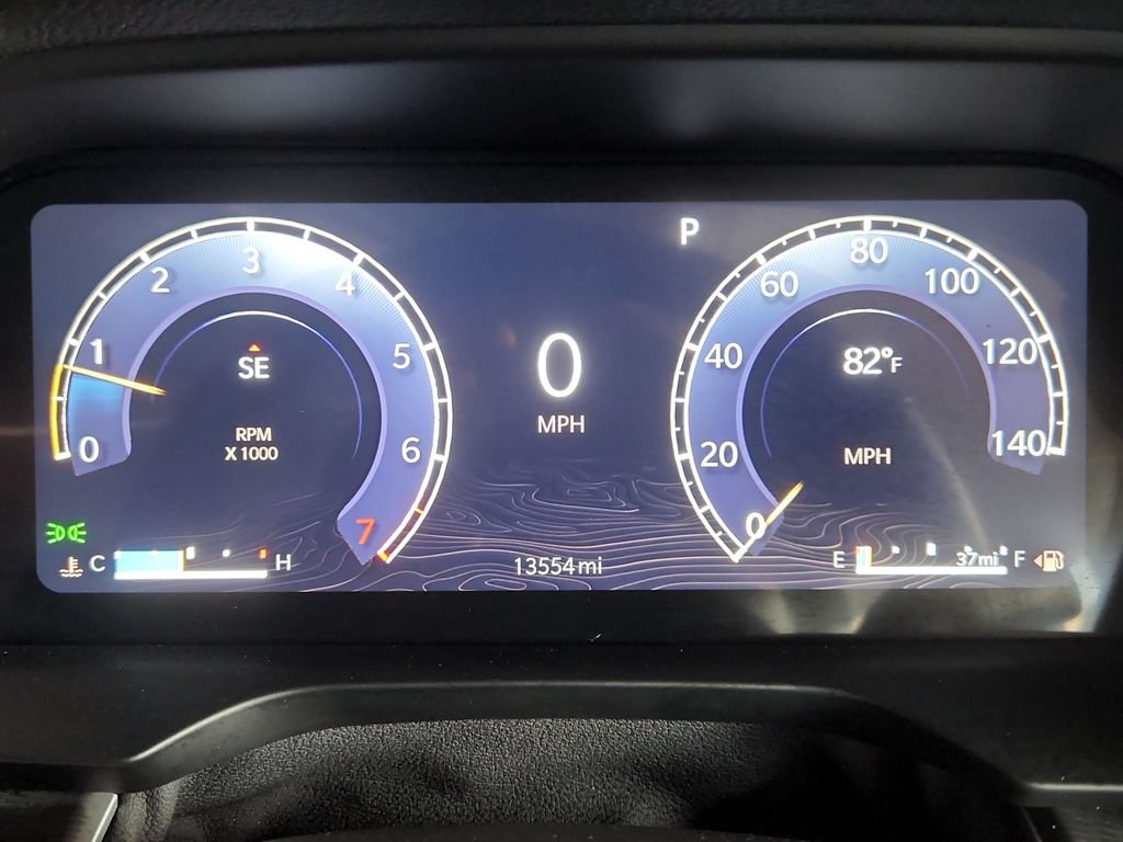 Used 2024 Jeep Grand Cherokee Altitude RWD image 26