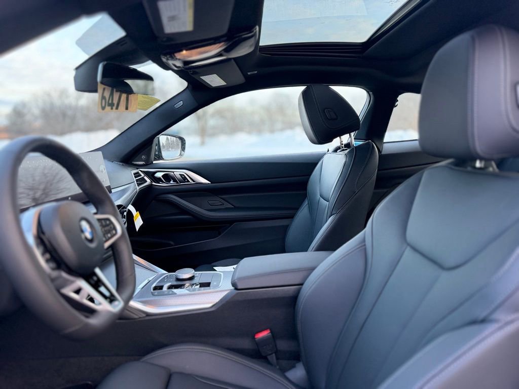 New 2026 BMW 430i xDrive Coupe w/ M Sport Package AWD/4WD image 10