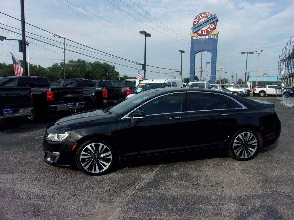 Used 2018 Lincoln MKZ Reserve FWD image 1