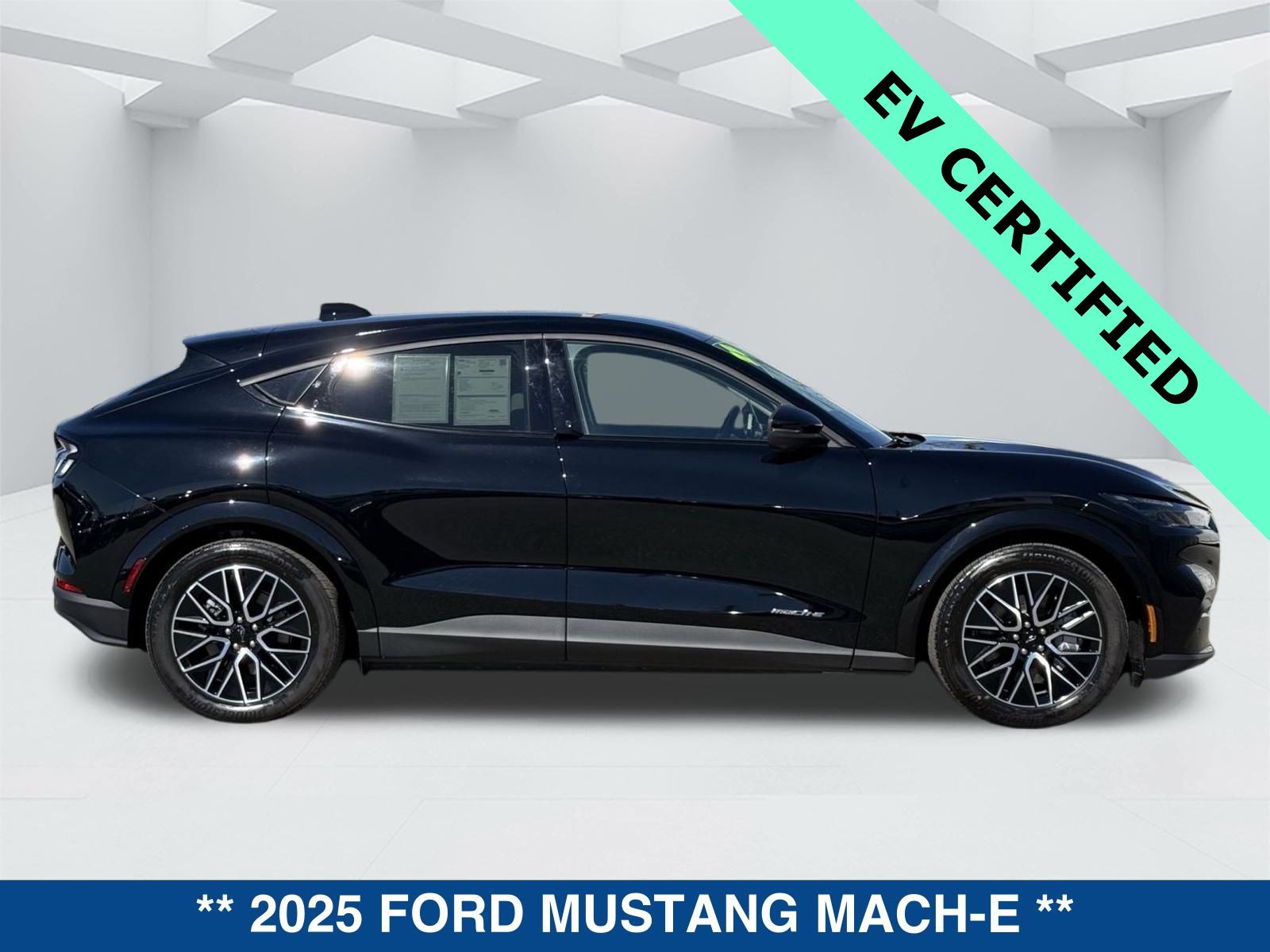 Certified 2025 Ford Mustang Mach-E Premium image 3