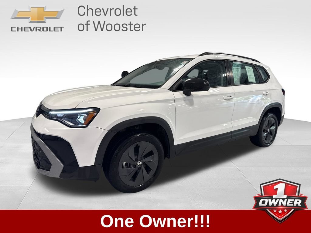 Used 2025 Volkswagen Taos S FWD image 1