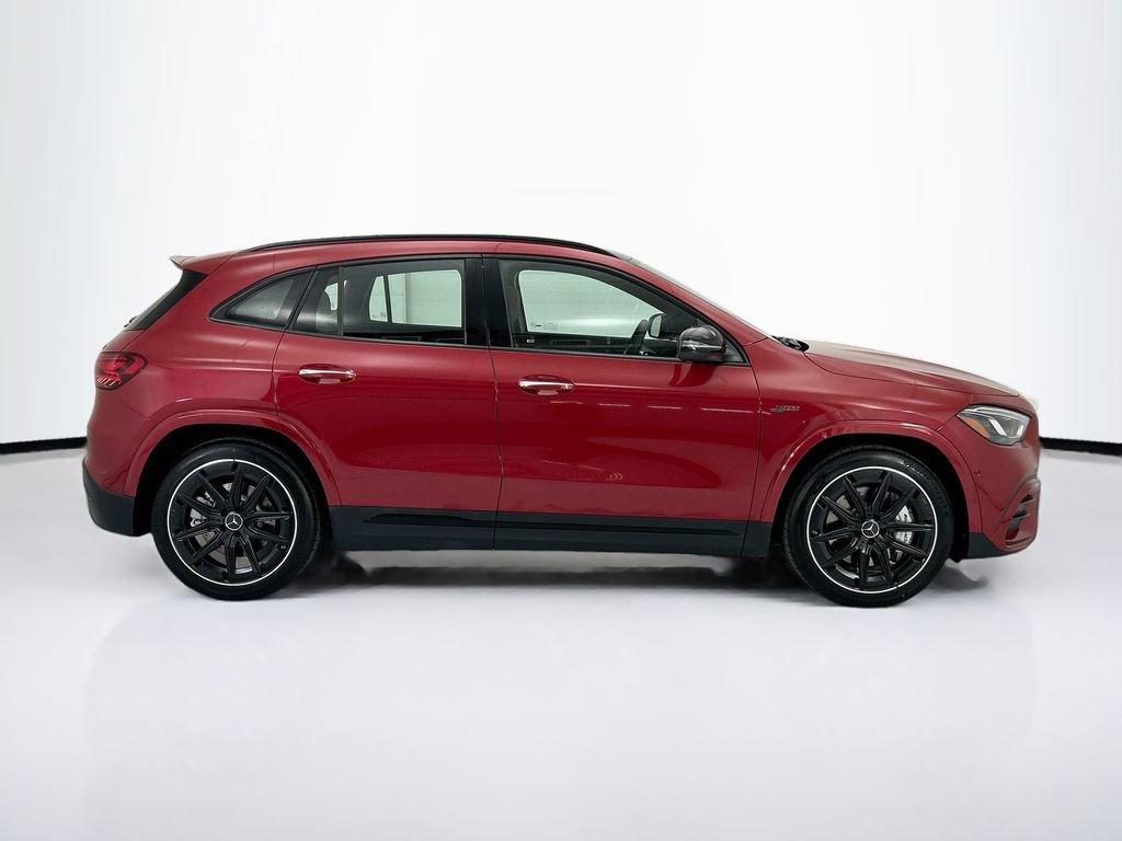 New 2026 Mercedes-Benz GLA 35 AMG 4MATIC image 4