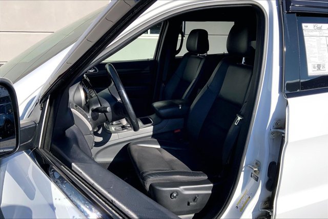 Used 2021 Jeep Grand Cherokee Laredo X AWD/4WD image 25