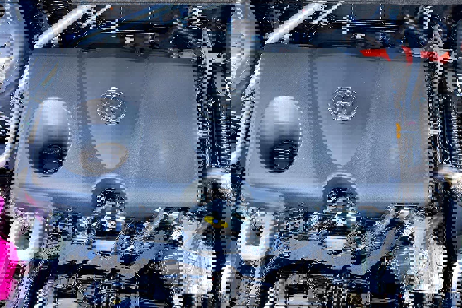 Certified 2025 Toyota RAV4 XLE w/ Convenience Package image 32