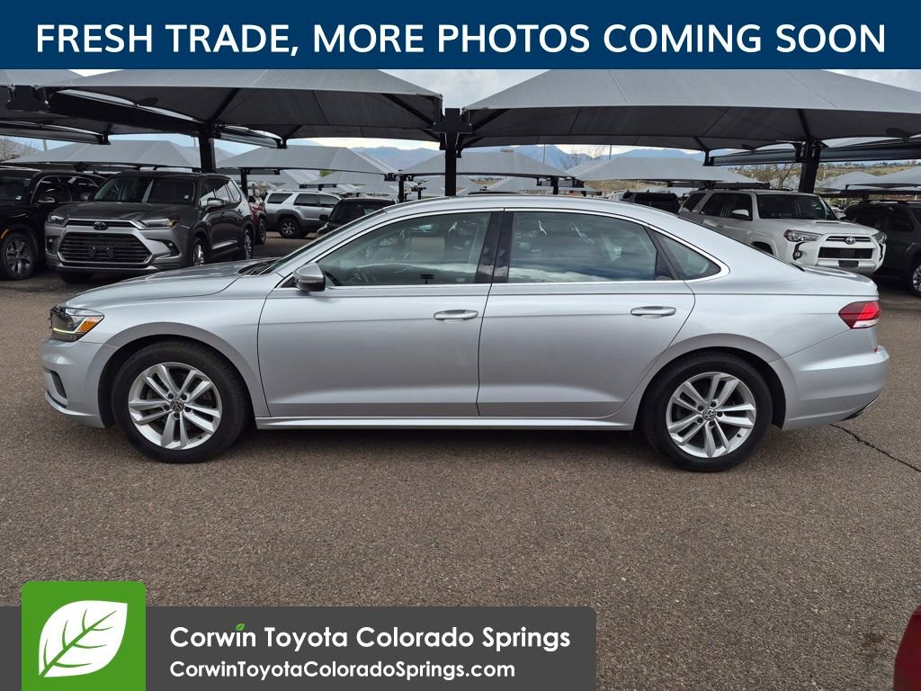 Used 2020 Volkswagen Passat 2.0T SE FWD image 4