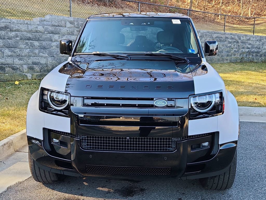 New 2026 Land Rover Defender 110 X image 8