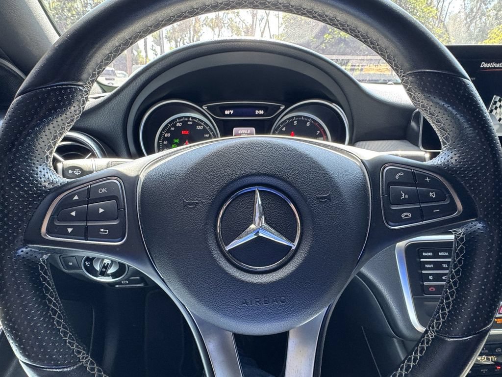 Used 2018 Mercedes-Benz CLA 250 image 23