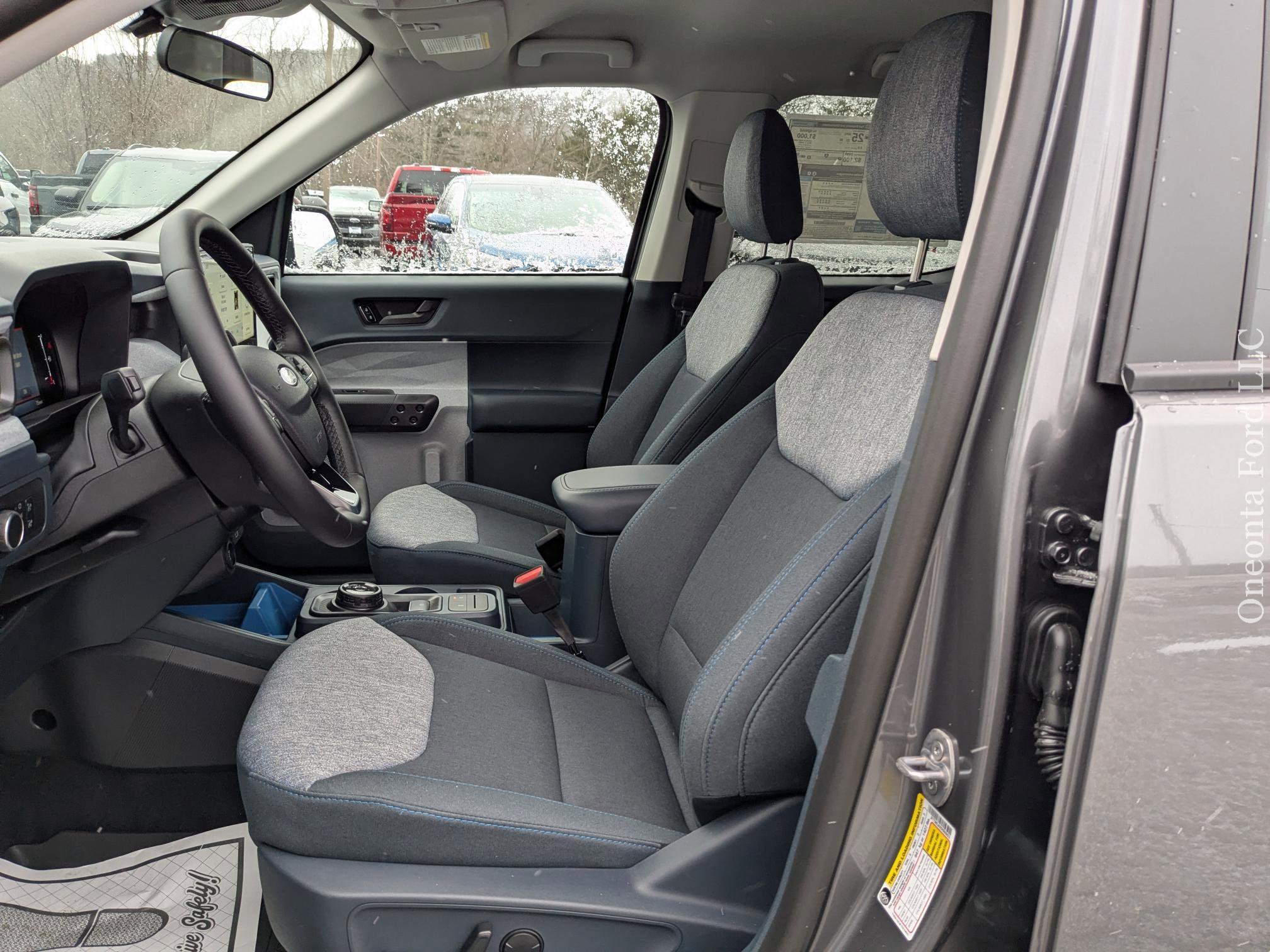 New 2025 Ford Maverick XLT w/ XLT Luxury Package image 27