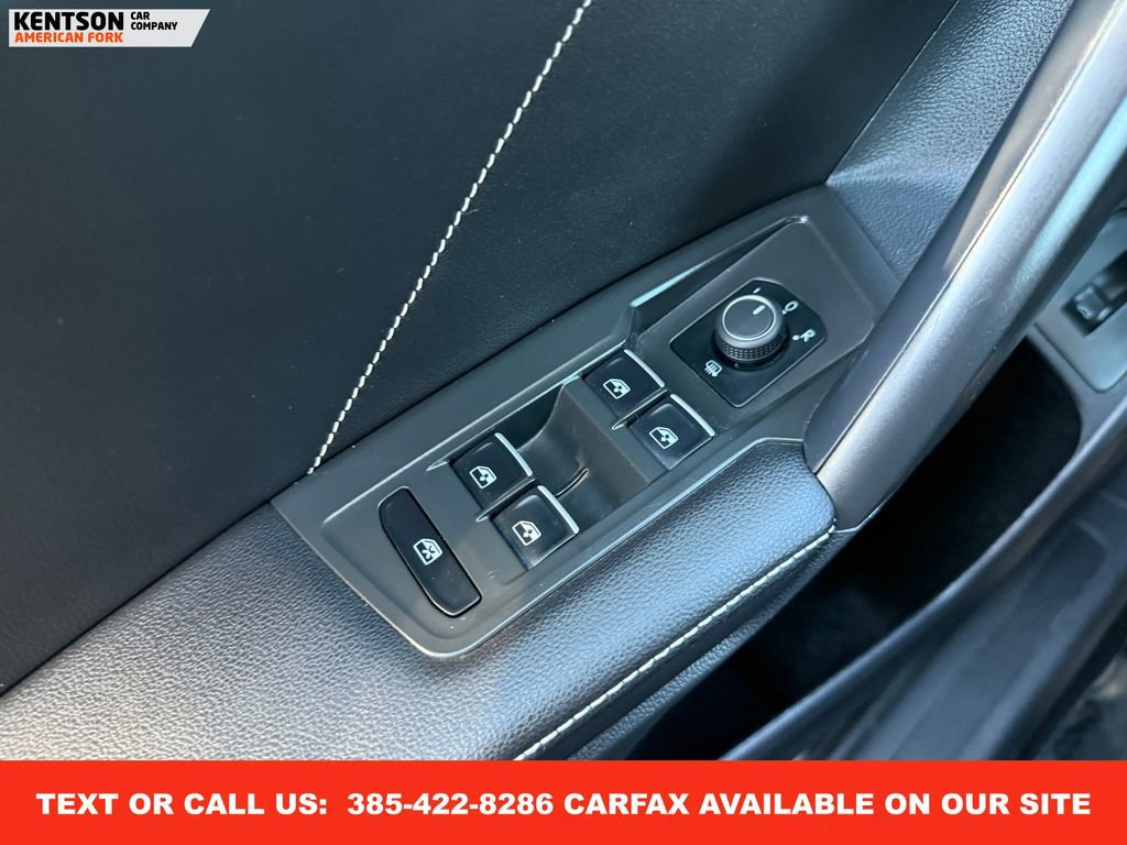 Used 2024 Volkswagen Tiguan SE image 22