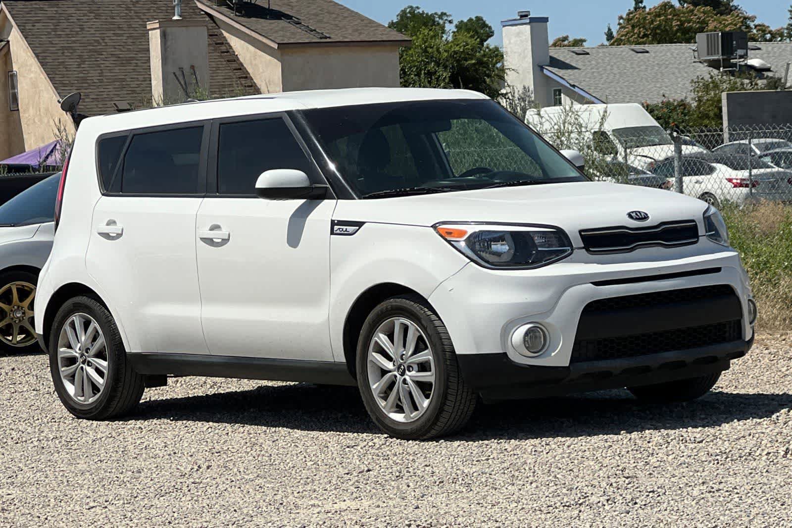 Used 2019 Kia Soul + FWD image 10