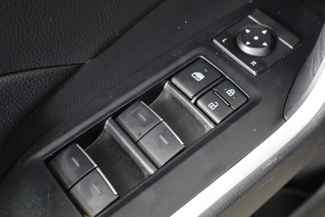 Used 2025 Toyota RAV4 XLE FWD image 19