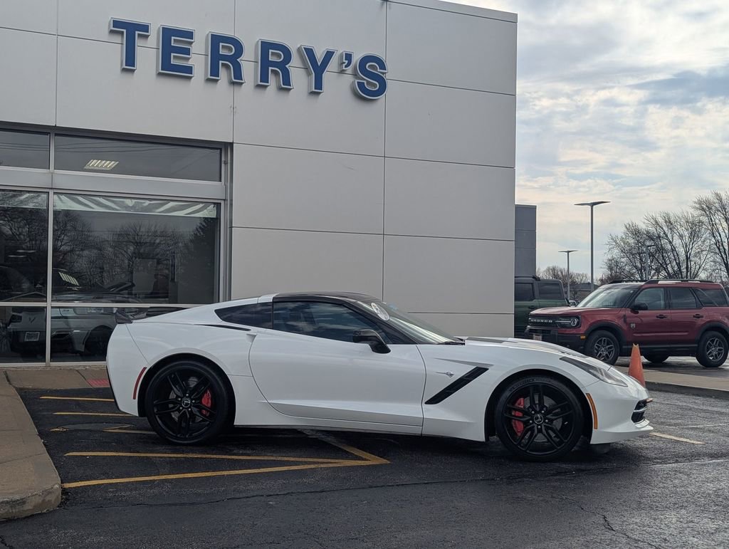 Used 2016 Chevrolet Corvette Stingray Coupe w/ 2LT Preferred Equipment Group image 2