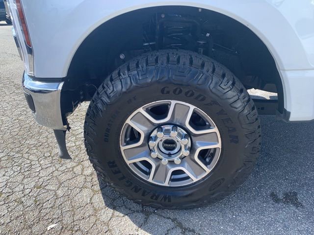 Certified 2024 Ford F250 Lariat image 37