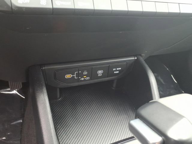 Used 2025 Kia K4 LXS image 20