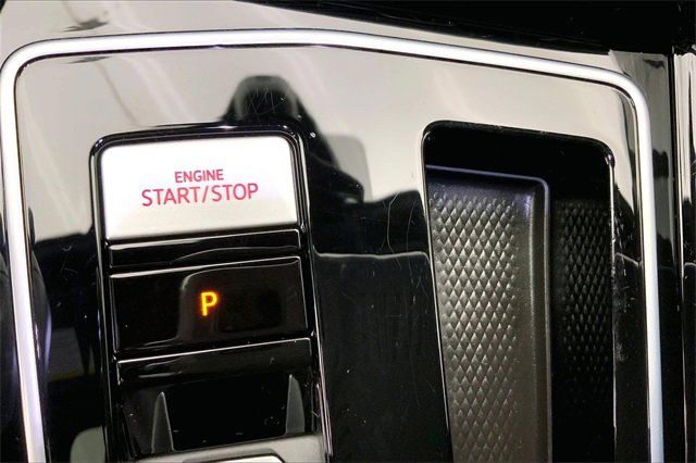 Used 2024 Volkswagen GTI Autobahn image 32