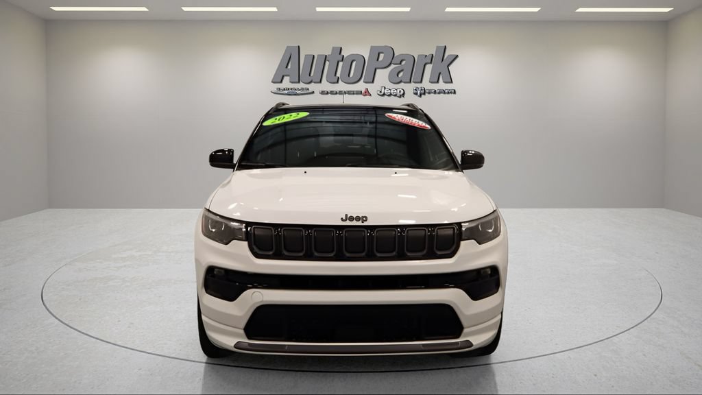 Certified 2022 Jeep Compass High Altitude AWD/4WD image 3