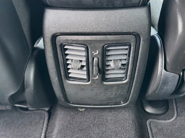 Used 2024 Dodge Durango SXT w/ Trailer Tow Group IV AWD/4WD image 26