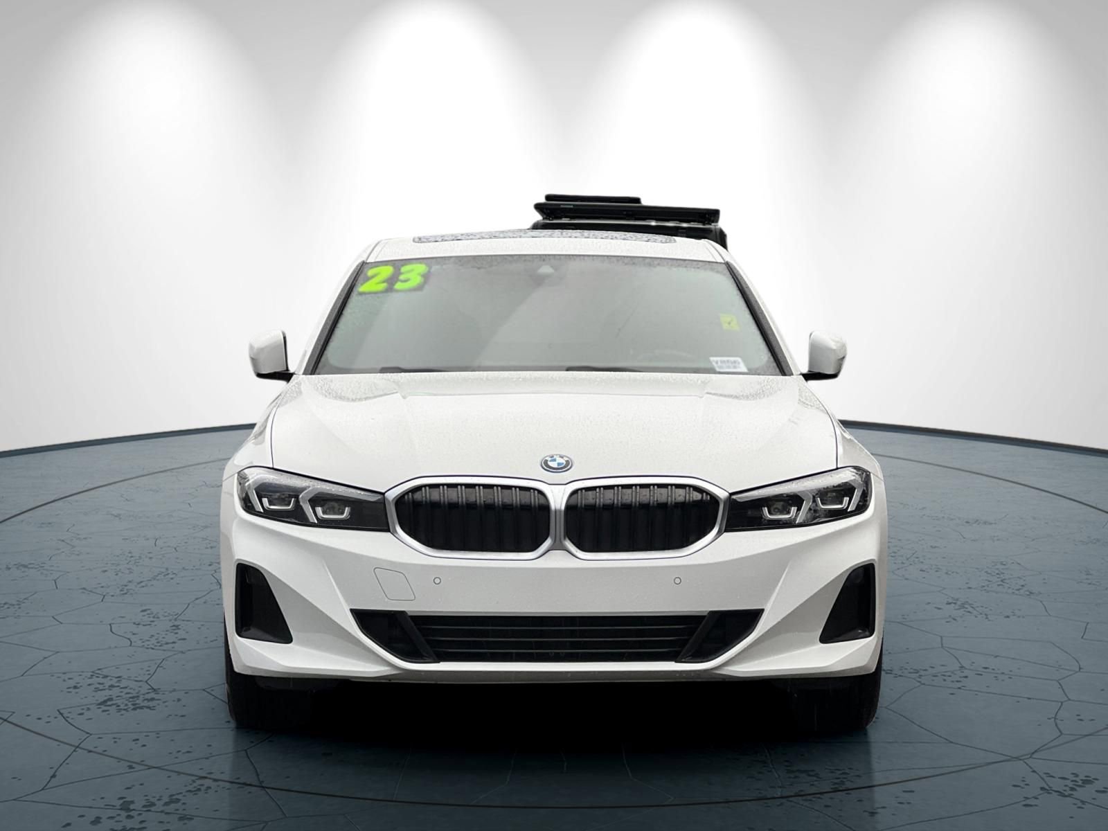 Used 2023 BMW 330e w/ Driving Assistance Package image 9