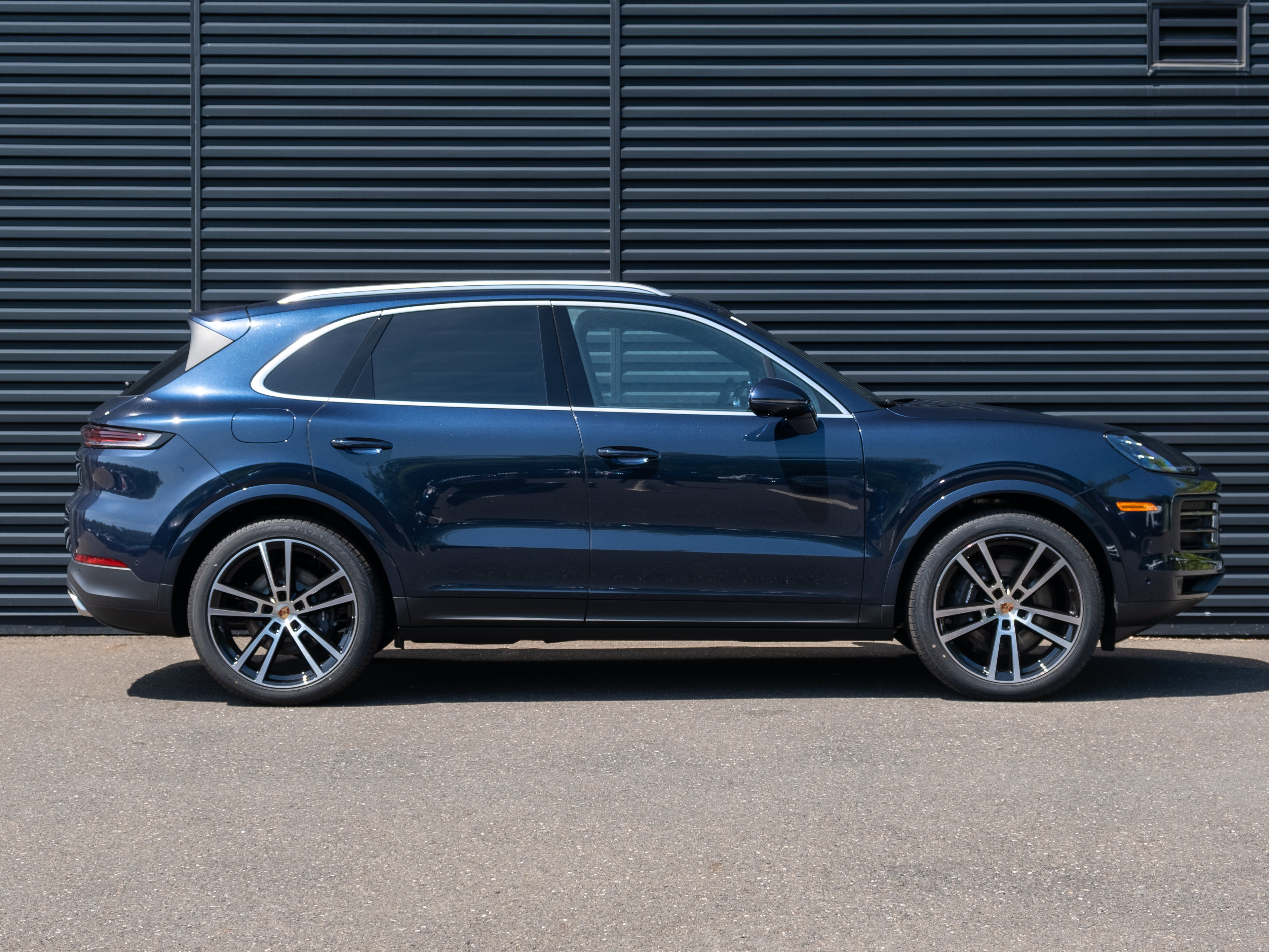 New 2026 Porsche Cayenne AWD/4WD image 9