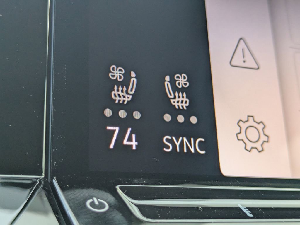 New 2026 Volkswagen Atlas SE image 22