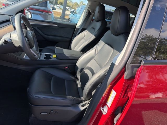 Used 2023 Tesla Model Y Long Range AWD/4WD image 18