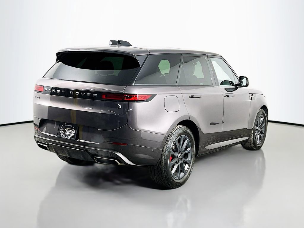 Used 2024 Land Rover Range Rover Sport Dynamic SE image 5