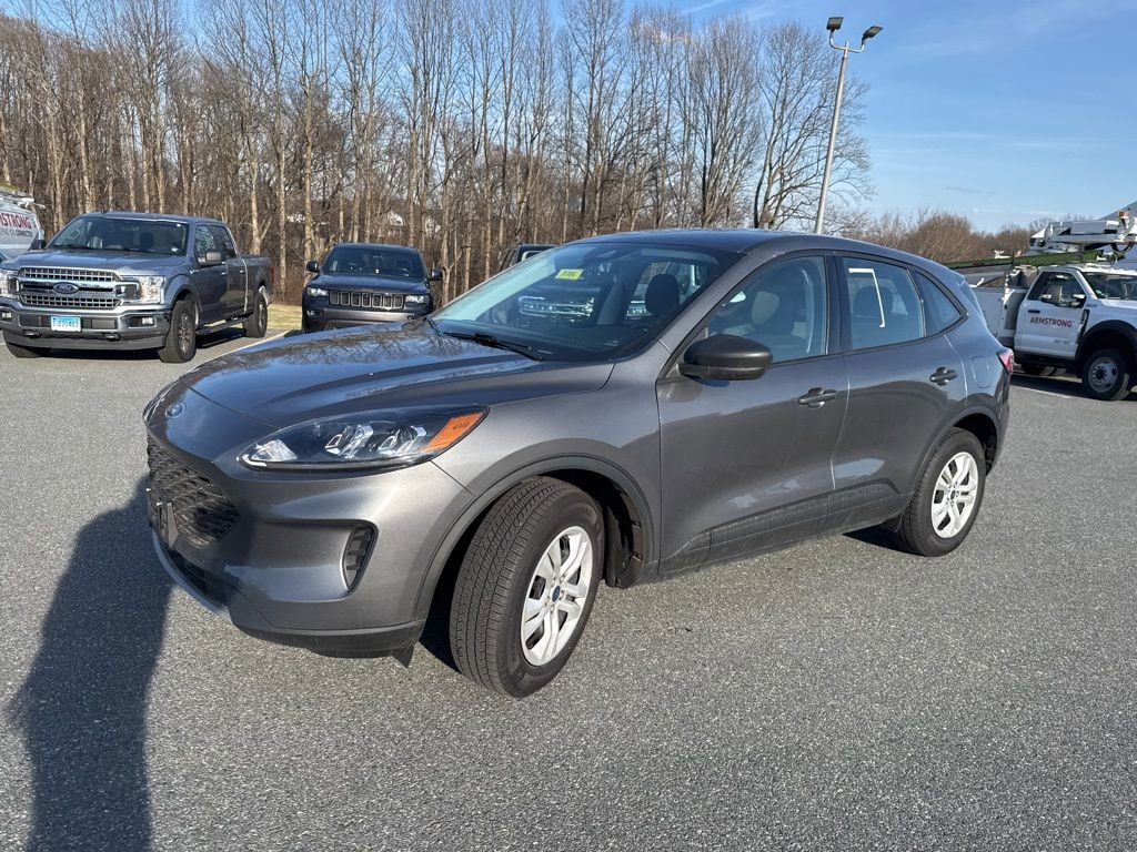 Used 2022 Ford Escape S image 3