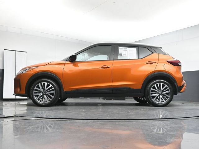 Used 2024 Nissan Kicks SV FWD image 25