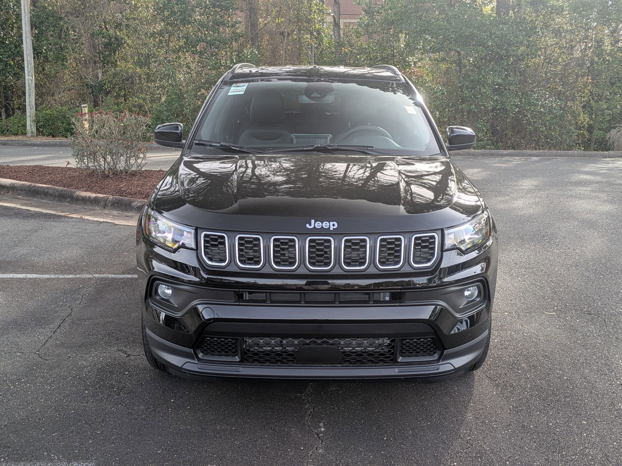 New 2026 Jeep Compass Latitude image 2