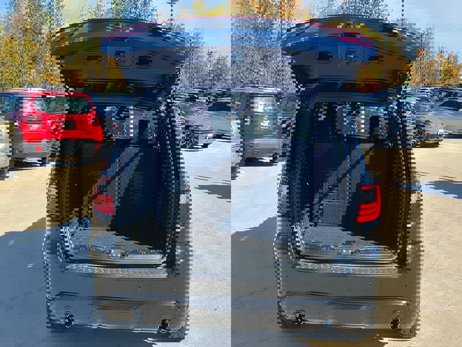 Used 2024 Dodge Durango GT image 15