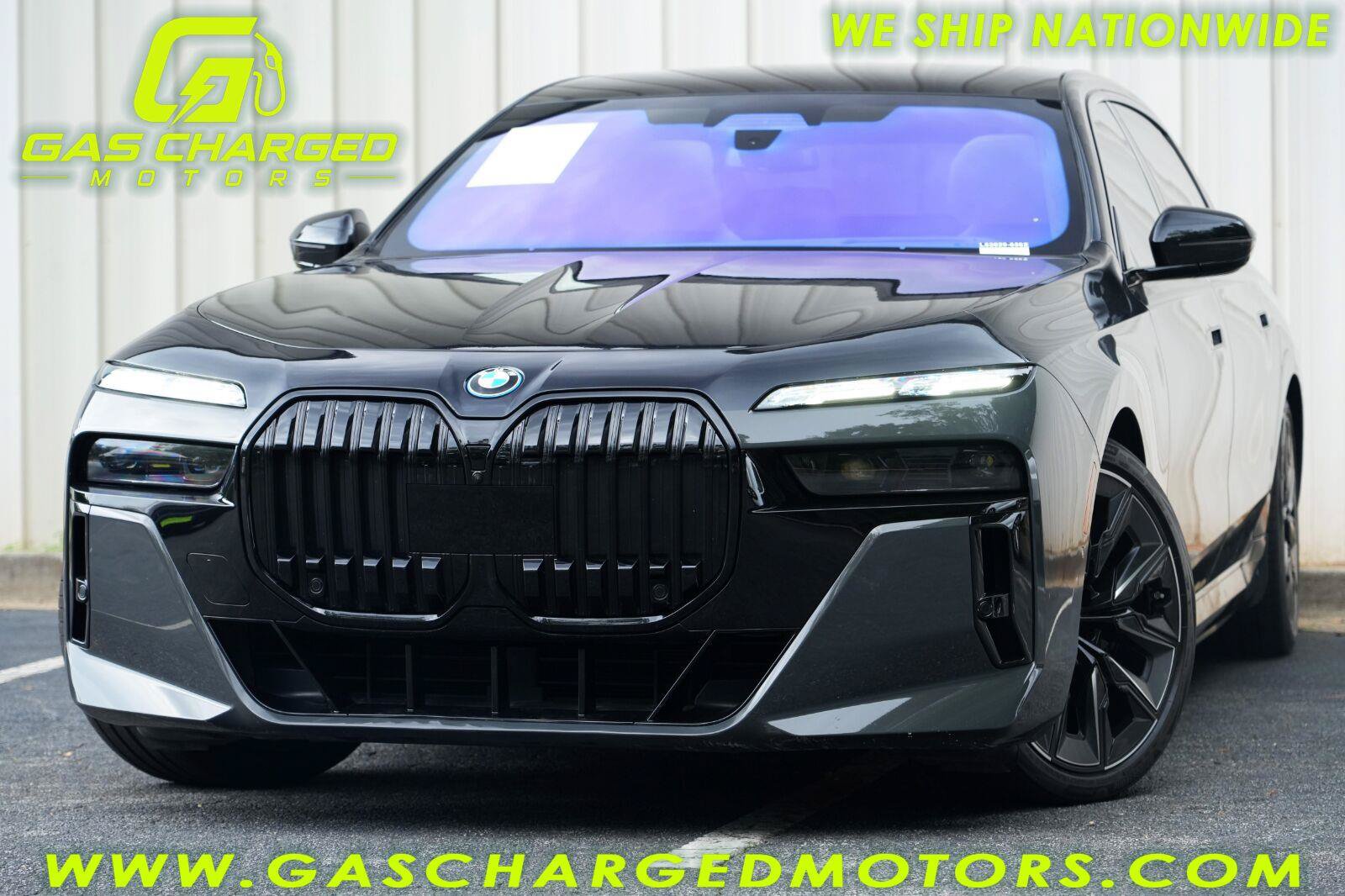 Used 2023 BMW i7 xDrive60 w/ Executive Package 2 AWD/4WD image 1