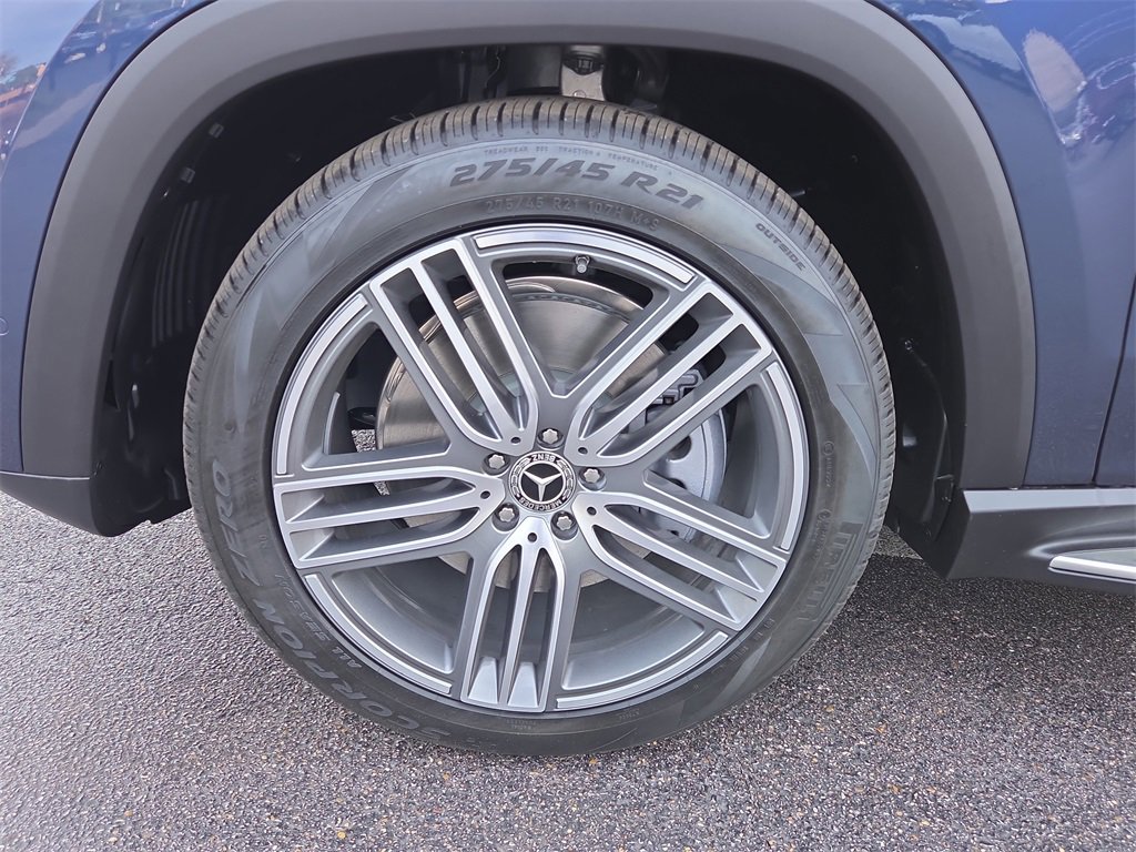 New 2026 Mercedes-Benz GLS 450 4MATIC image 9