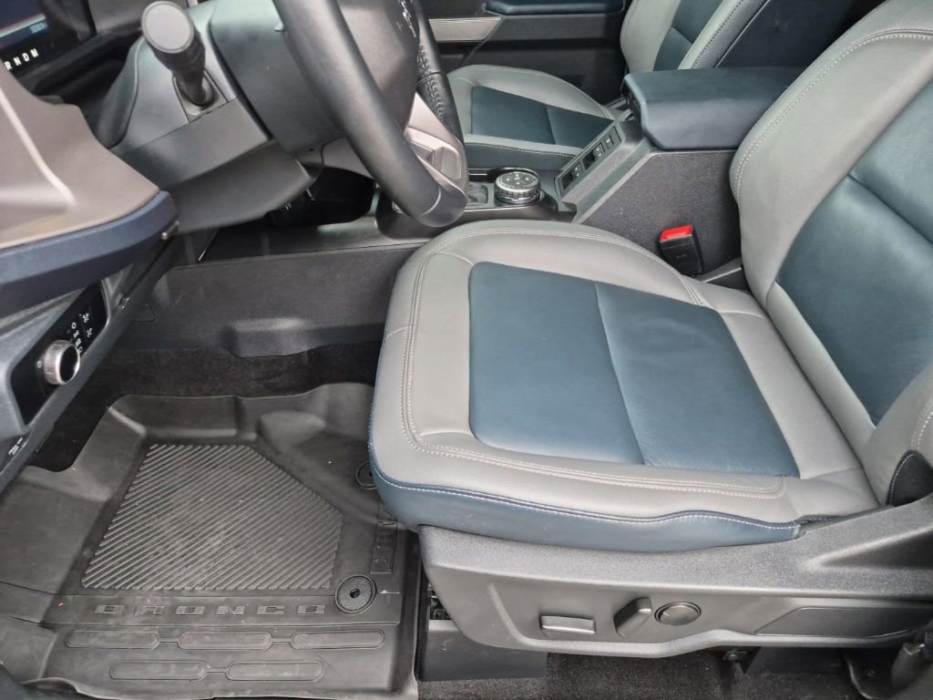 Used 2023 Ford Bronco Outer Banks image 31