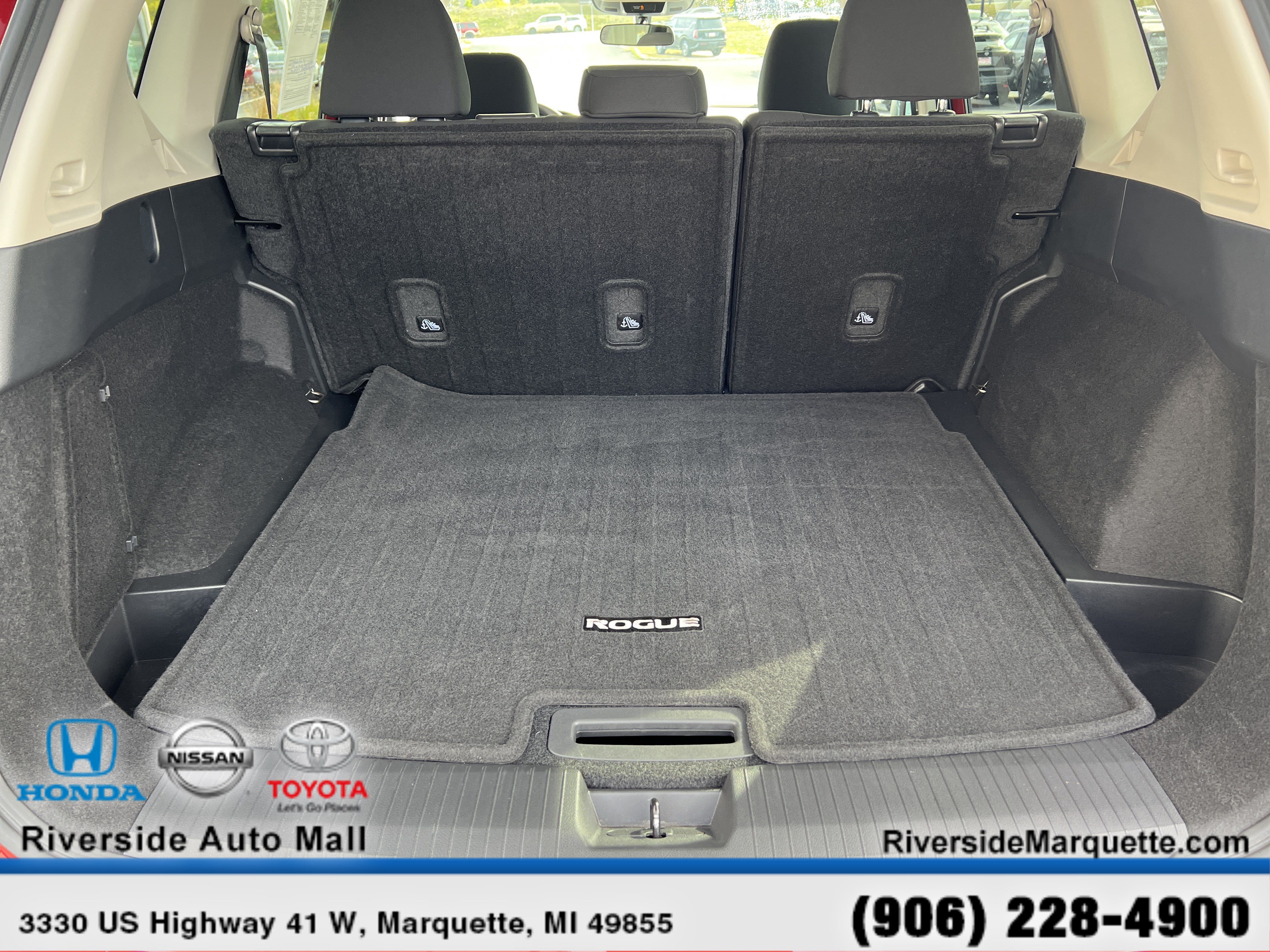 Used 2025 Nissan Rogue S AWD/4WD image 8