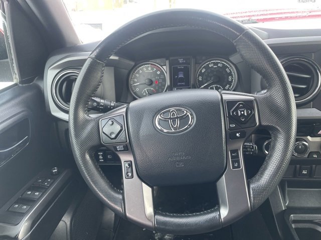 Used 2018 Toyota Tacoma TRD Sport image 22