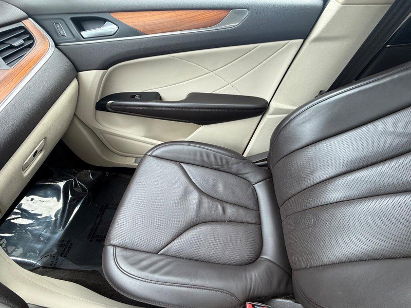 Used 2016 Lincoln MKC Reserve image 19