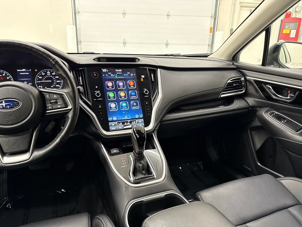 Used 2025 Subaru Outback Limited AWD/4WD image 17