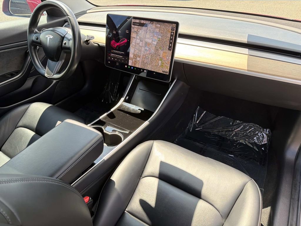 Used 2018 Tesla Model 3 Long Range image 24
