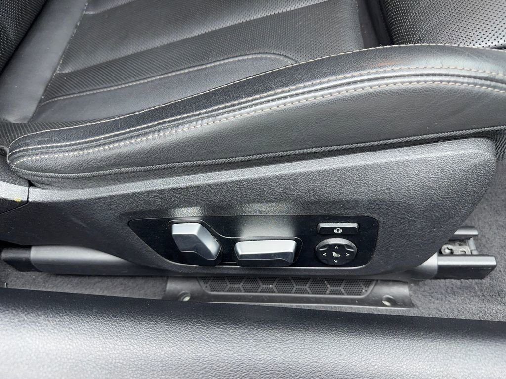 Used 2020 BMW 840i Coupe w/ M Sport Package image 33