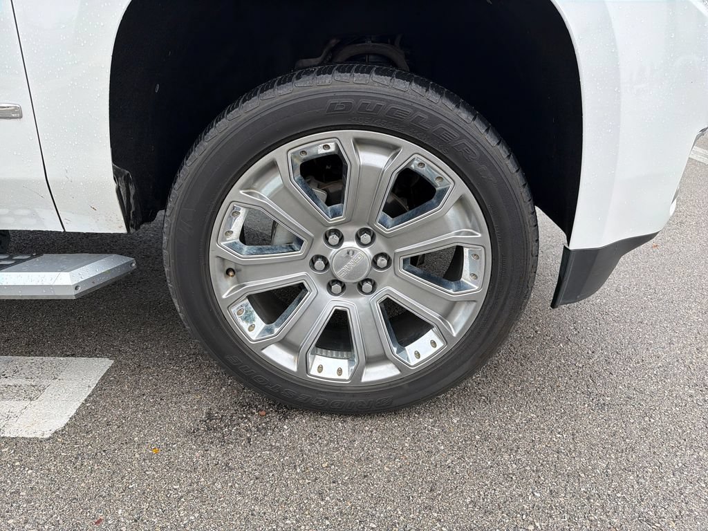 Used 2018 GMC Yukon Denali w/ Open Road Package RWD image 14