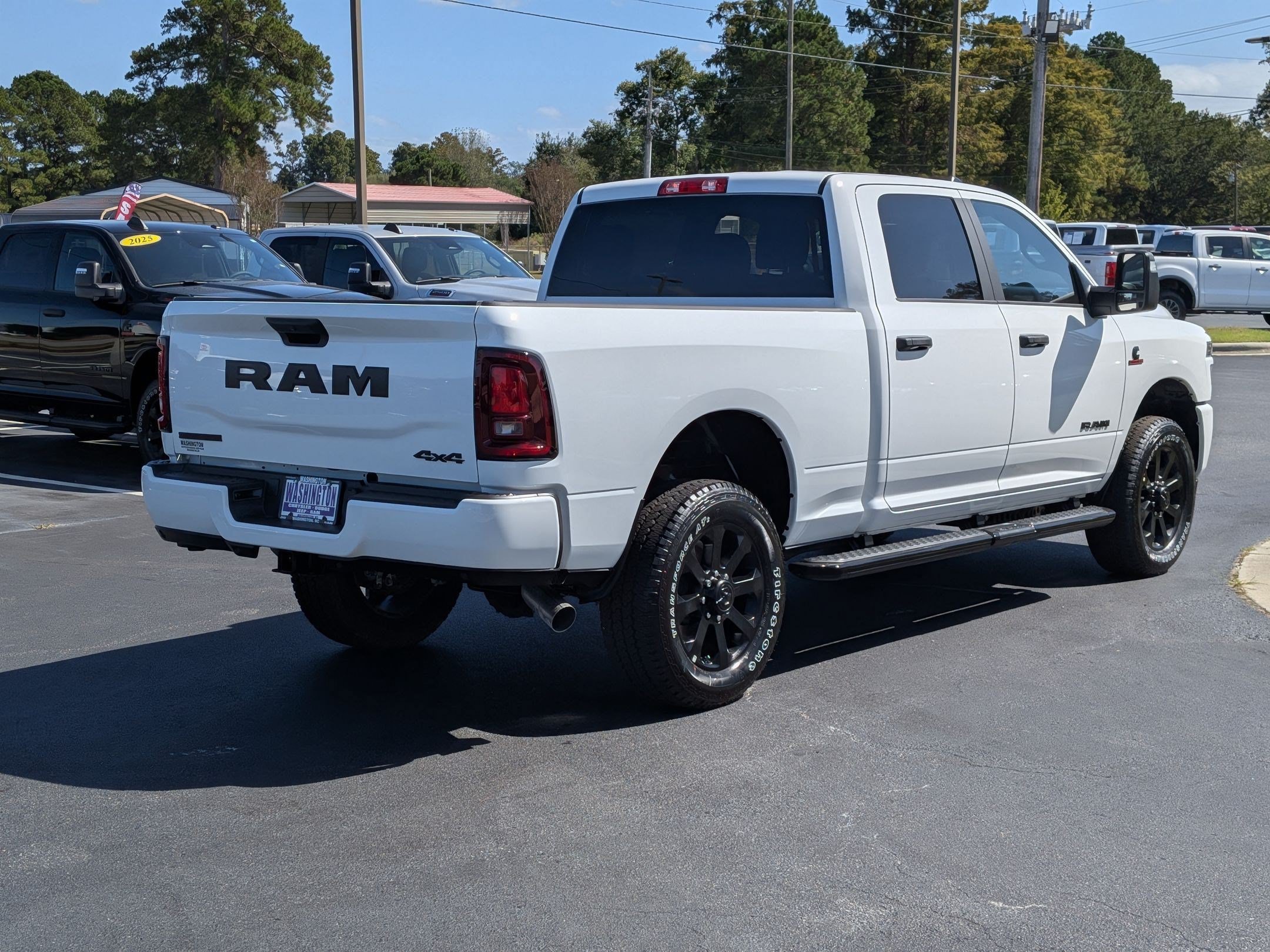 New 2026 RAM 2500 Big Horn AWD/4WD image 5
