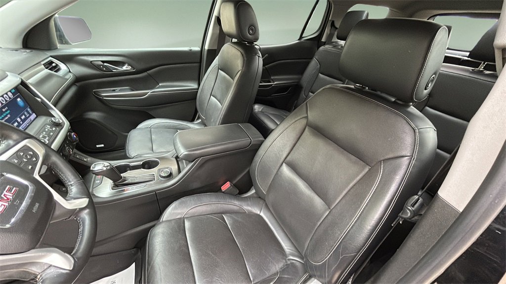 Used 2017 GMC Acadia SLT image 16