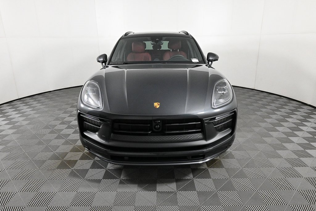 New 2026 Porsche Macan GTS image 40