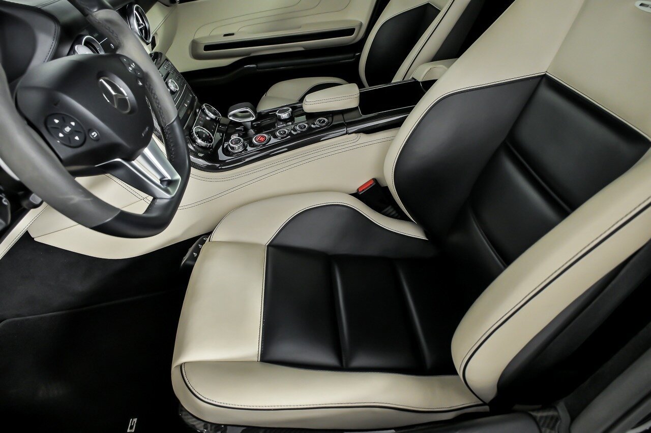 Used 2012 Mercedes-Benz SLS AMG Coupe image 23